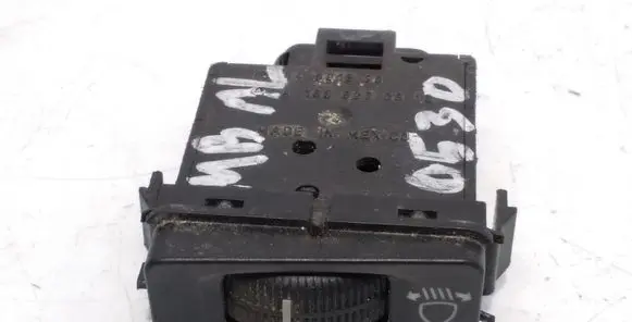 Mercedes-Benz ML W163 Headlight level height control switch A1638200010