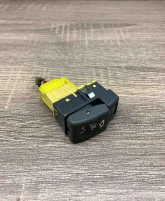 Volvo S70 V70 V70 XC Fog light switch 9162961 97W27K 4970