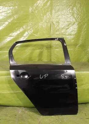 Volkswagen Up Front door 000259