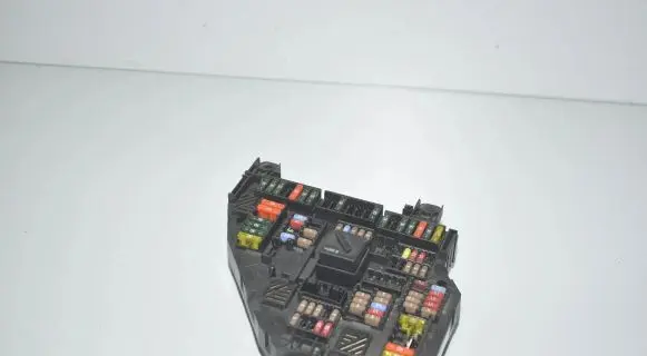 BMW 6 F06 Gran coupe Fuse module 9264923 61149264923