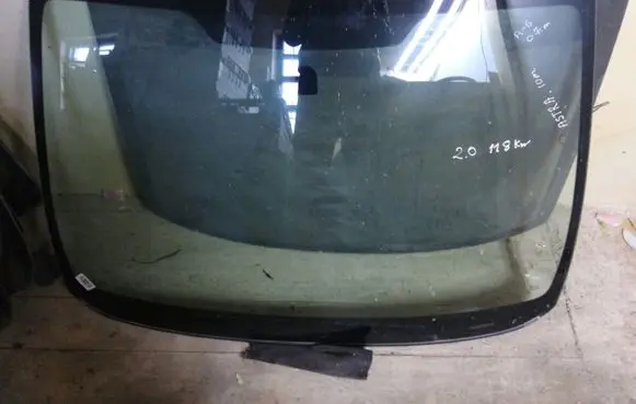 Opel Astra J Front windscreen/windshield window 