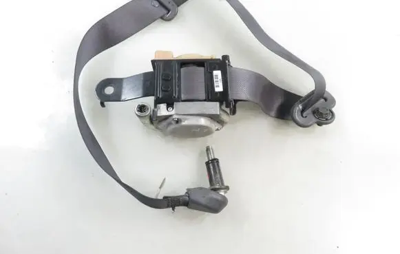Hyundai Tucson JM Front seatbelt 888102E300