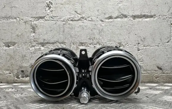 Mercedes-Benz E AMG W213 Dash center air vent grill A2138307700