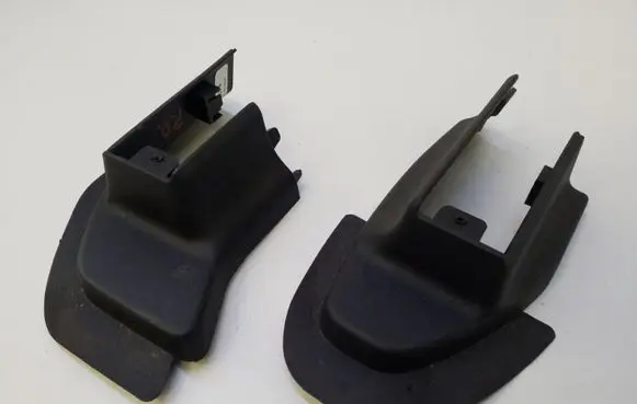 Chrysler Pacifica Front passenger seat rail trim 5RT24TRMAA 5RT22TRMAA