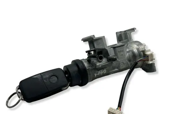 Volkswagen Tiguan Ignition lock 1K0905851B