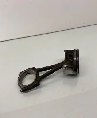 Opel Astra H Piston with connecting rod Z14XEP