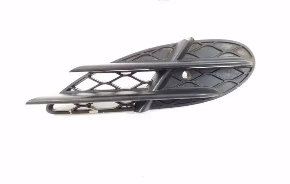 Front bumper lower grill