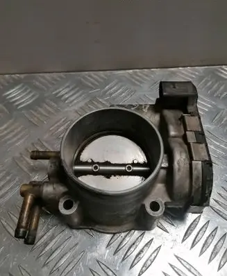 Audi A4 S4 B5 8D Throttle valve 078133062B 0280750273
