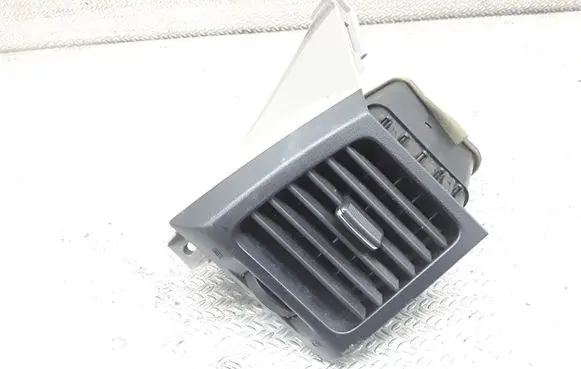 Mitsubishi Grandis Dashboard side air vent grill/cover trim