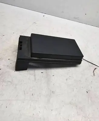 KIA Sorento Fuse box cover 