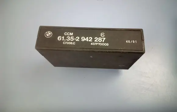 BMW 5 E34 Other control units/modules 61352942287 437FT0003