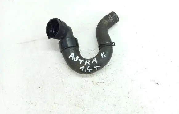 Engine coolant pipe/hose