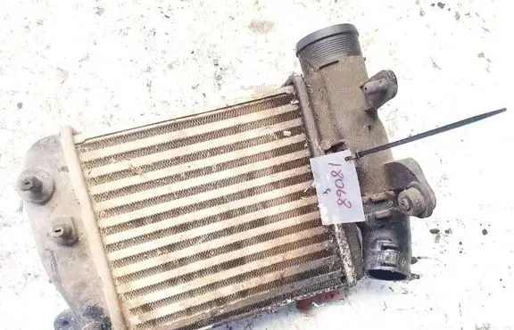 Audi A6 S6 C6 4F Intercooler radiator f0145980
