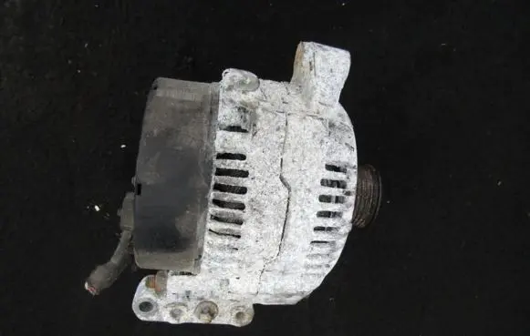 Opel Zafira A Generator/alternator 90356897 0123505002