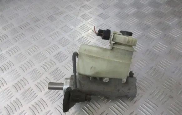 Toyota Avensis T220 ABS Pump