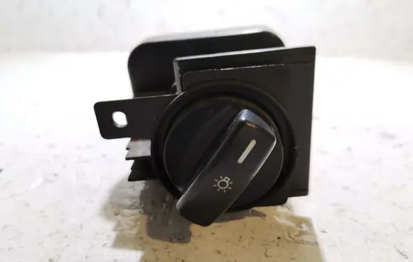 Mercedes-Benz B W245 Light switch 1695451304