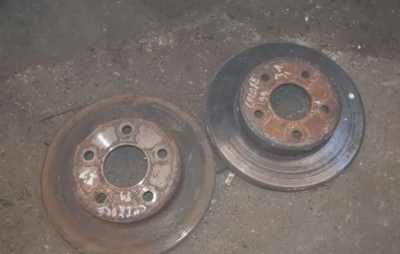 Jeep Cherokee Front brake disc