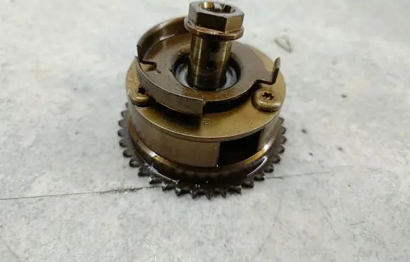 Opel Meriva B Timing chain sprocket 55562225