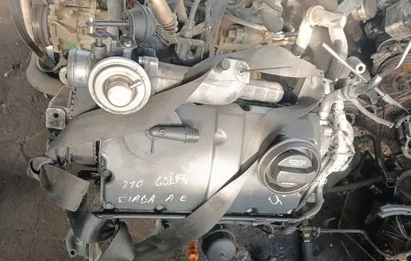 Volkswagen Golf IV Engine 038103373A
