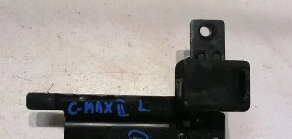 Ford C-MAX II Sliding door bottom rail AM51U25055AE