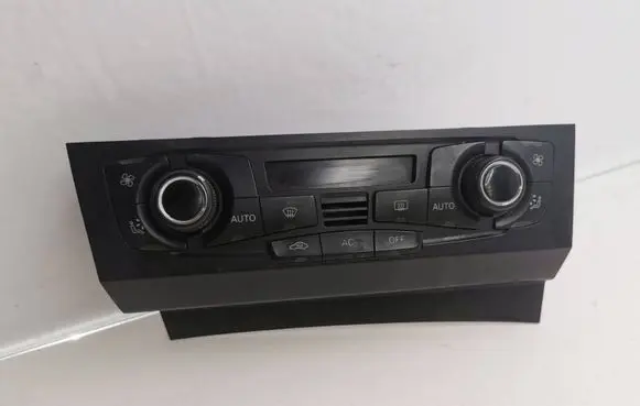 Audi A5 8T 8F Climate control unit 8T2820043S