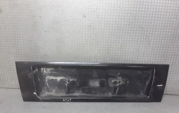 Seat Alhambra (Mk1) Tailgate trim 964579