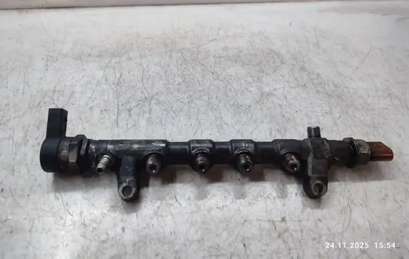 Audi Q5 SQ5 Fuel main line pipe 03L130089