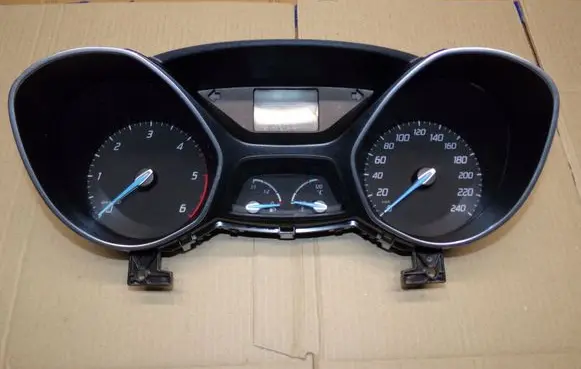 Ford C-MAX II Speedometer (instrument cluster) bm5t10849cu