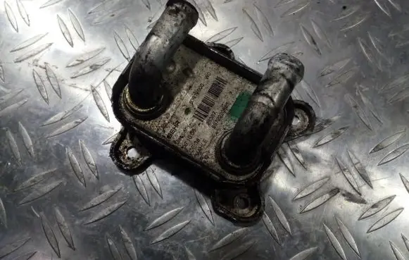 Engine oil radiator