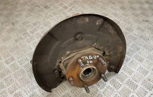 Subaru B9 Tribeca Front wheel hub