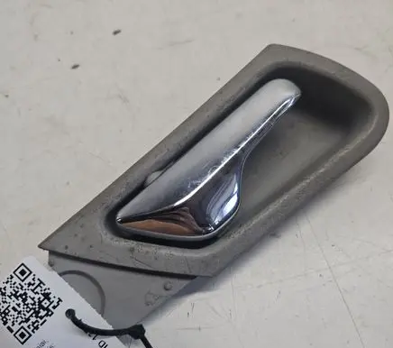 Mercedes-Benz C W203 Front door interior handle A3173010001