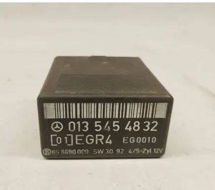 Mercedes-Benz C W202 Other relay 0135454832 A0135454832
