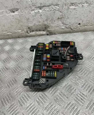 BMW 5 GT F07 Fuse module 9234423 01243733 217033452