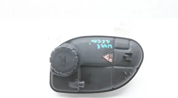 Mercedes-Benz Vito Viano W447 Coolant expansion tank/reservoir A4475000049