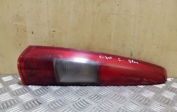 Volvo S70 V70 V70 XC Rear/tail lights 9157799 9169472