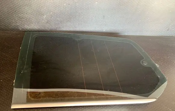 Ford Galaxy Rear side window 43R001582 000000