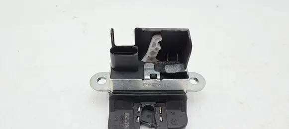 Volkswagen Touran II Tailgate/trunk/boot lock/catch/latch 1T0827505H