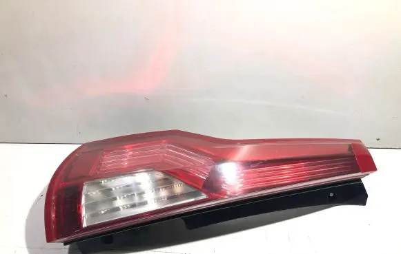 Citroen C4 Grand Picasso Rear/tail lights 00946601