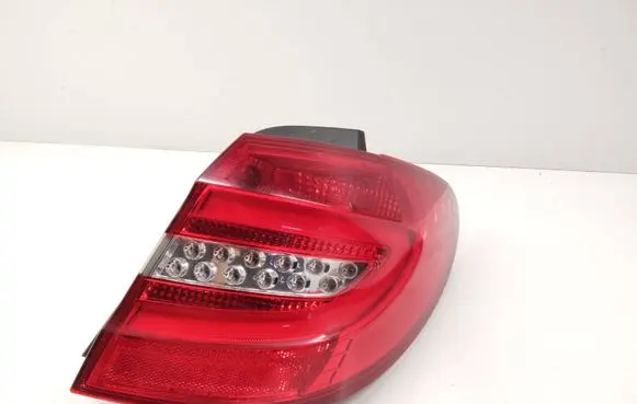 Rear/tail lights