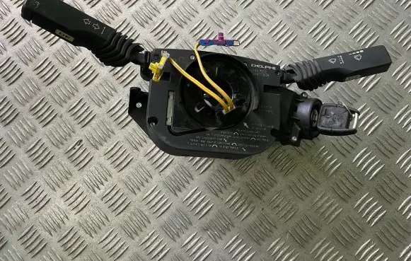 Opel Vectra C Ignition lock contact 13132473 09180562 140589