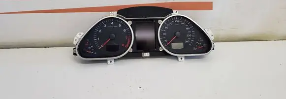 Audi A6 S6 C6 4F Speedometer (instrument cluster) 4F0920900M 4F0910900A 4F0910800A