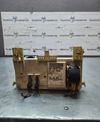Ford Focus C-MAX Fuse module 3m5t14014 F0379C 040709