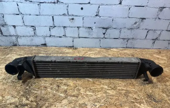 Mercedes-Benz C W203 Intercooler radiator A2035000400 1778067 230502100