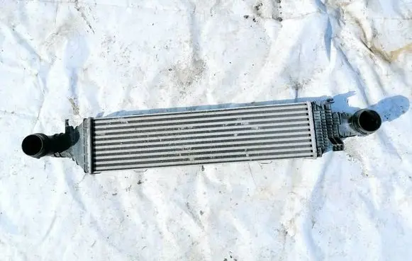 Mercedes-Benz E W212 Intercooler radiator a2045000200