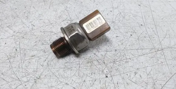 Fuel pressure sensor