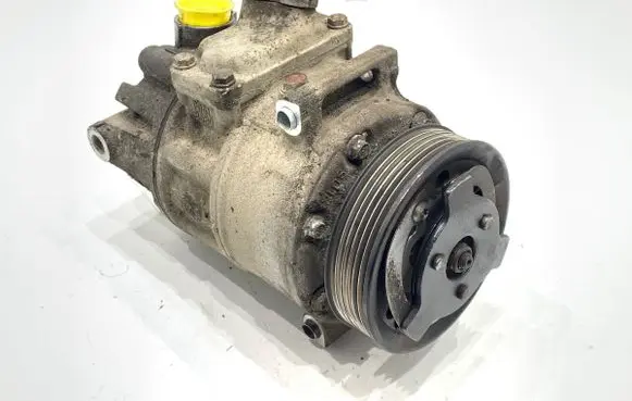 Volkswagen Golf V Air conditioning (A/C) compressor (pump) 1K0820859F