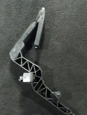 Audi A6 S6 C5 4B Accelerator throttle pedal 909174108