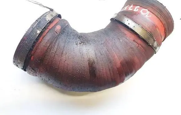 Intercooler hose/pipe