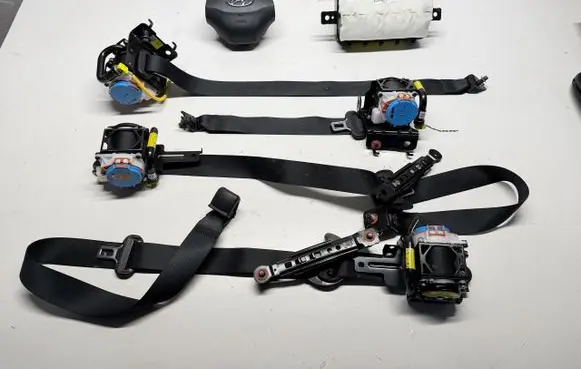 Hyundai Kona I Front seatbelt 88810K4200