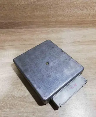 Ford Mondeo MK I Engine control unit/module ECU 93BB12A650AC